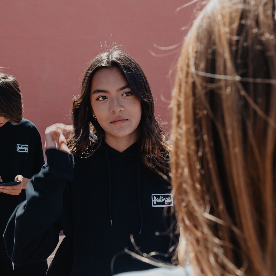 Felpa Flower con cappuccio nero