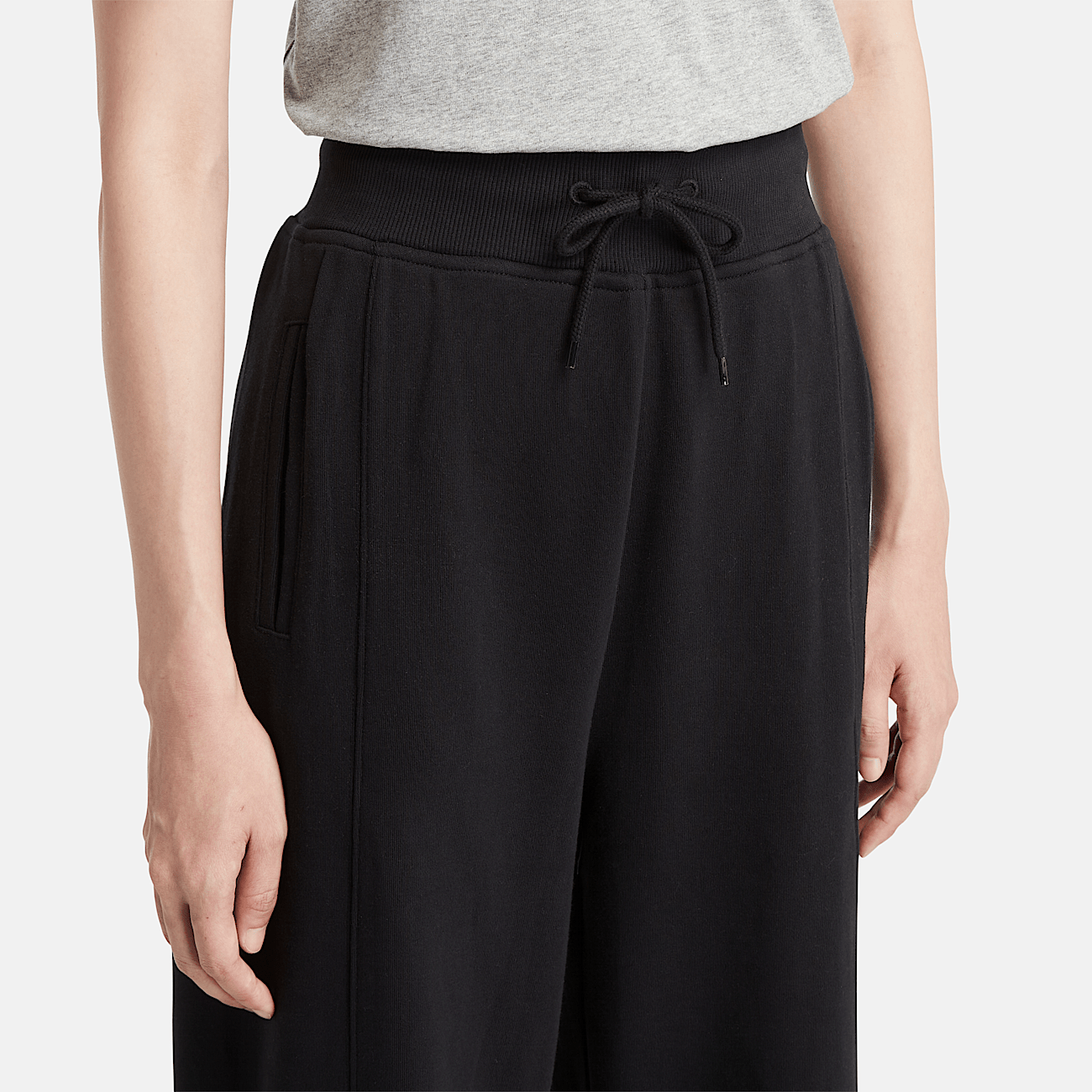 Pantalone tuta a palazzo nero