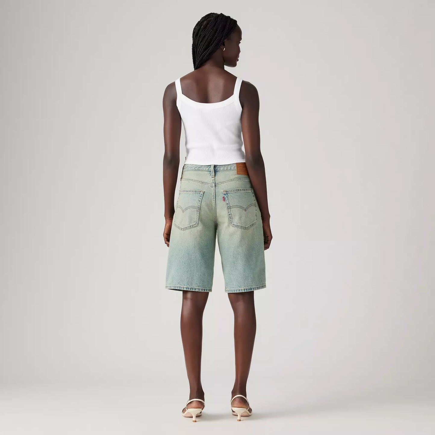 Pantaloncini Baggy dad in denim slavato