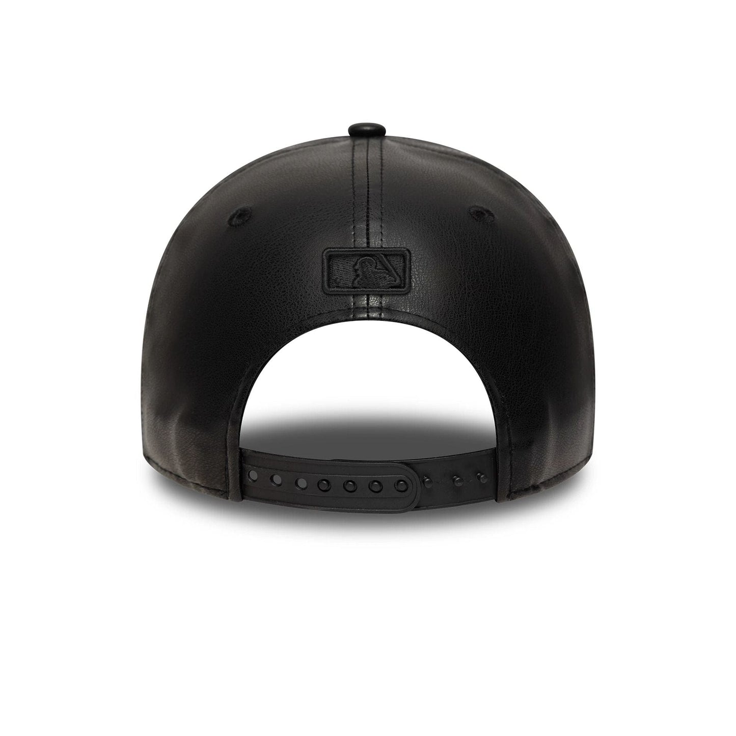 Cappellino 9FORTY in eco-pelle nero