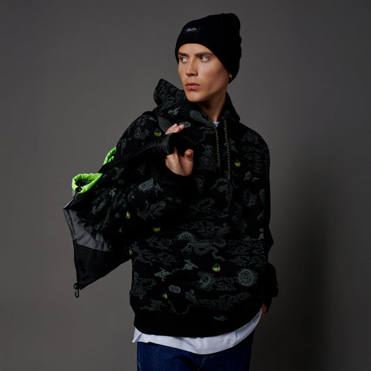 Felpa Yokai con cappuccio nero