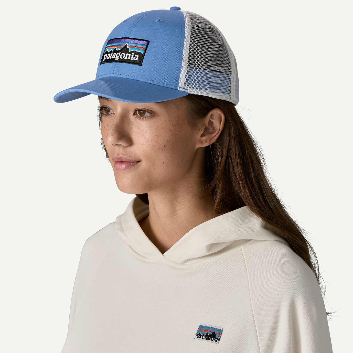 Cappellino Patagonia logo retinato celeste
